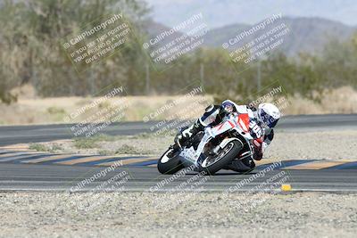 media/Nov-01-2025-CVMA (Sat) [[fc0f7531b8]]/Race 7-Formula Twins-Formula 40 UL/